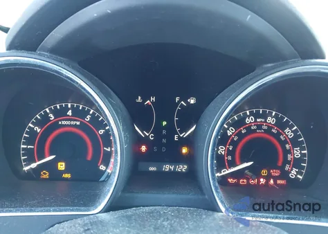 2010 Toyota Highlander Base V6 z USA, uszkodzony, nr VIN 5TDBK3EH2AS004536